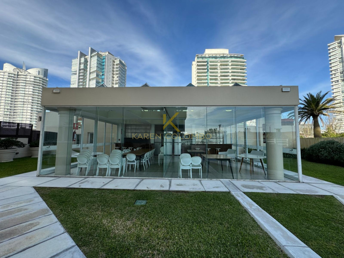 Apartamento ID.21096975 - Apartamento en alquiler temporal y anual en playa Mansa Punta del Este.