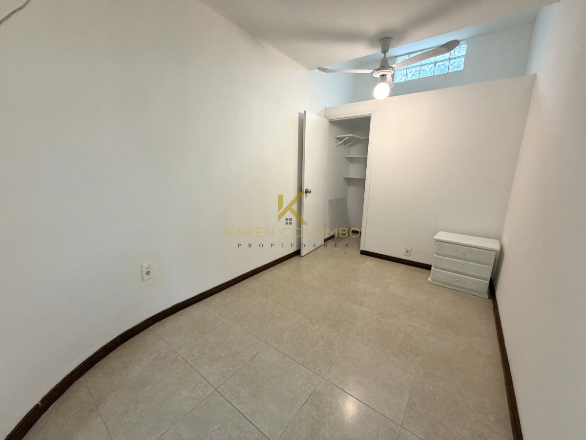 Oficina ID.21097630 - Oficina en alquiler en playa Mansa, Punta del Este