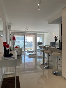 Apartamento ID.2529 - venta en playa brava parada 6