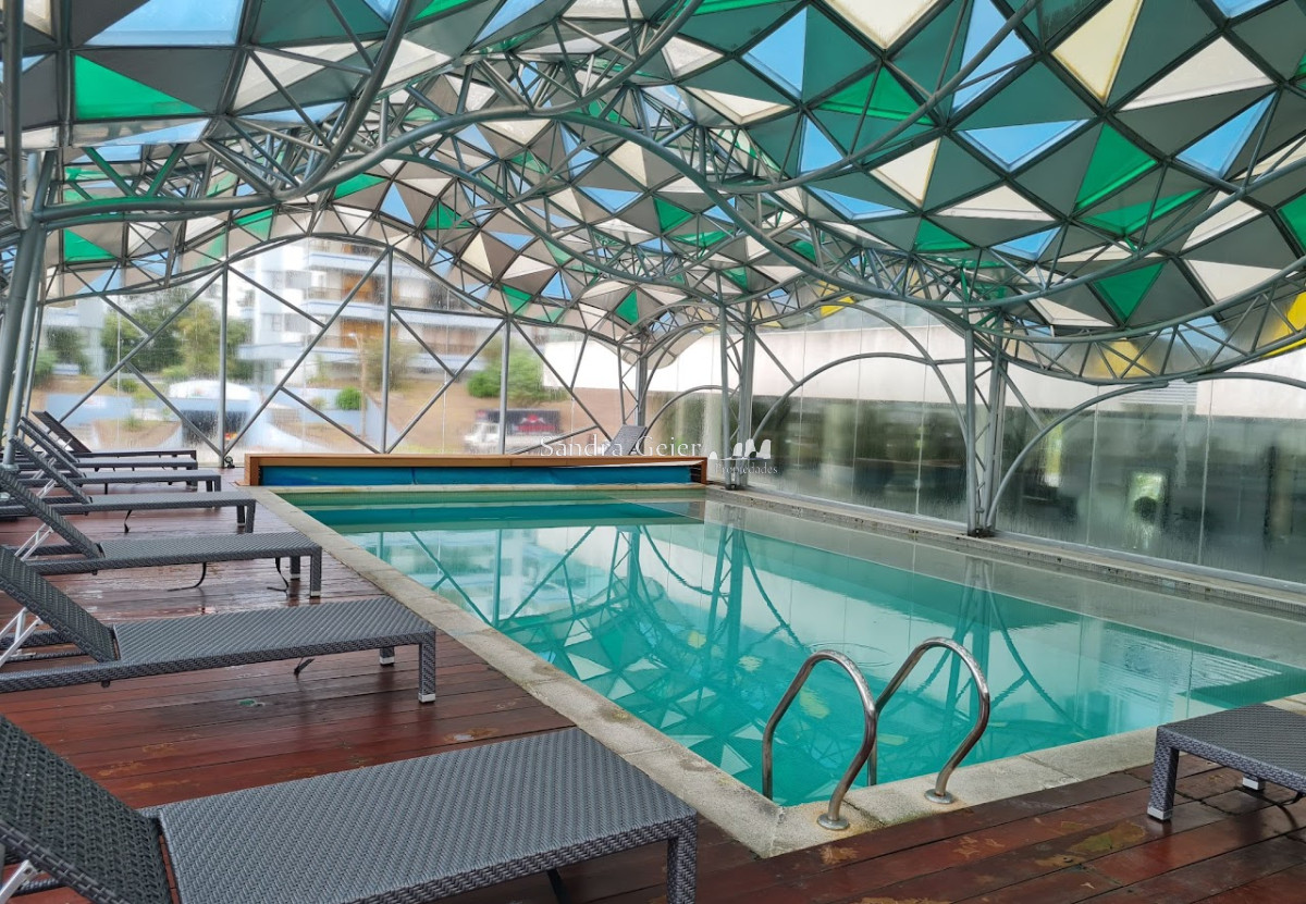 Apartamento ID.2356 - Apartamento piso 7 en playa brava parada 6 