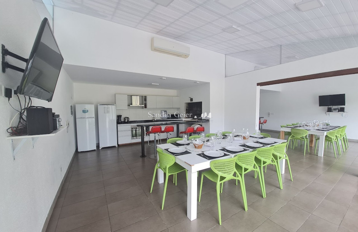 Apartamento ID.2356 - Apartamento piso 7 en playa brava parada 6 