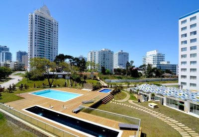 Apartamento ID.2356 - Apartamento piso 7 en playa brava parada 6 