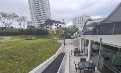 Apartamento ID.2356 - Apartamento piso 7 en playa brava parada 6 