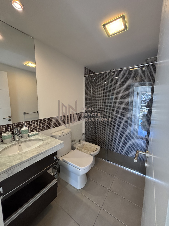 Apartamento ID.40 - SE ALQUILA APARTAMENTO EN PLAYA BRAVA 3 DORMITORIOS. 