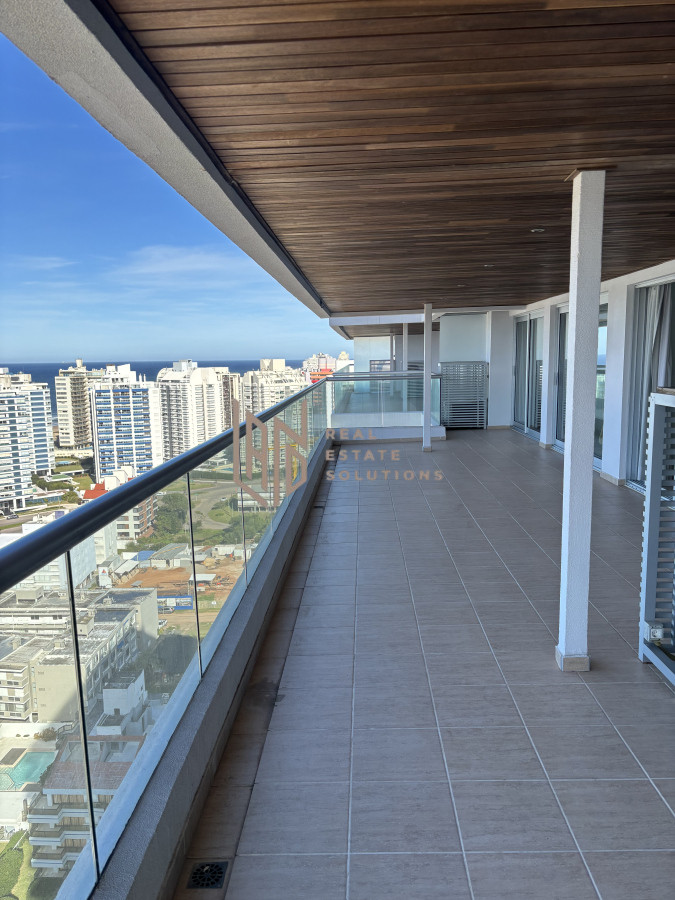 Apartamento ID.39 - SE VENDE APARTAMENTO EN PLAYA BRAVA EXELENTE VISTA PISO ALTO