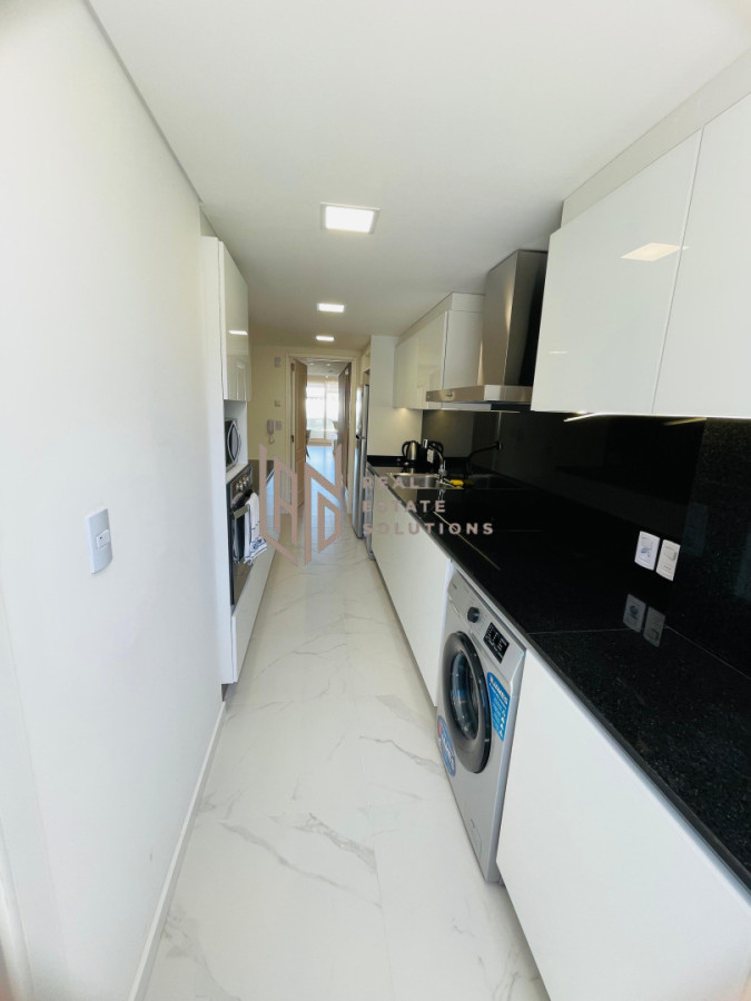 Apartamento ID.102 - Alquiler Temporario - 2 Dormitorios + Dependencia en Poseidón Laguna (178 m²) - Torre Central