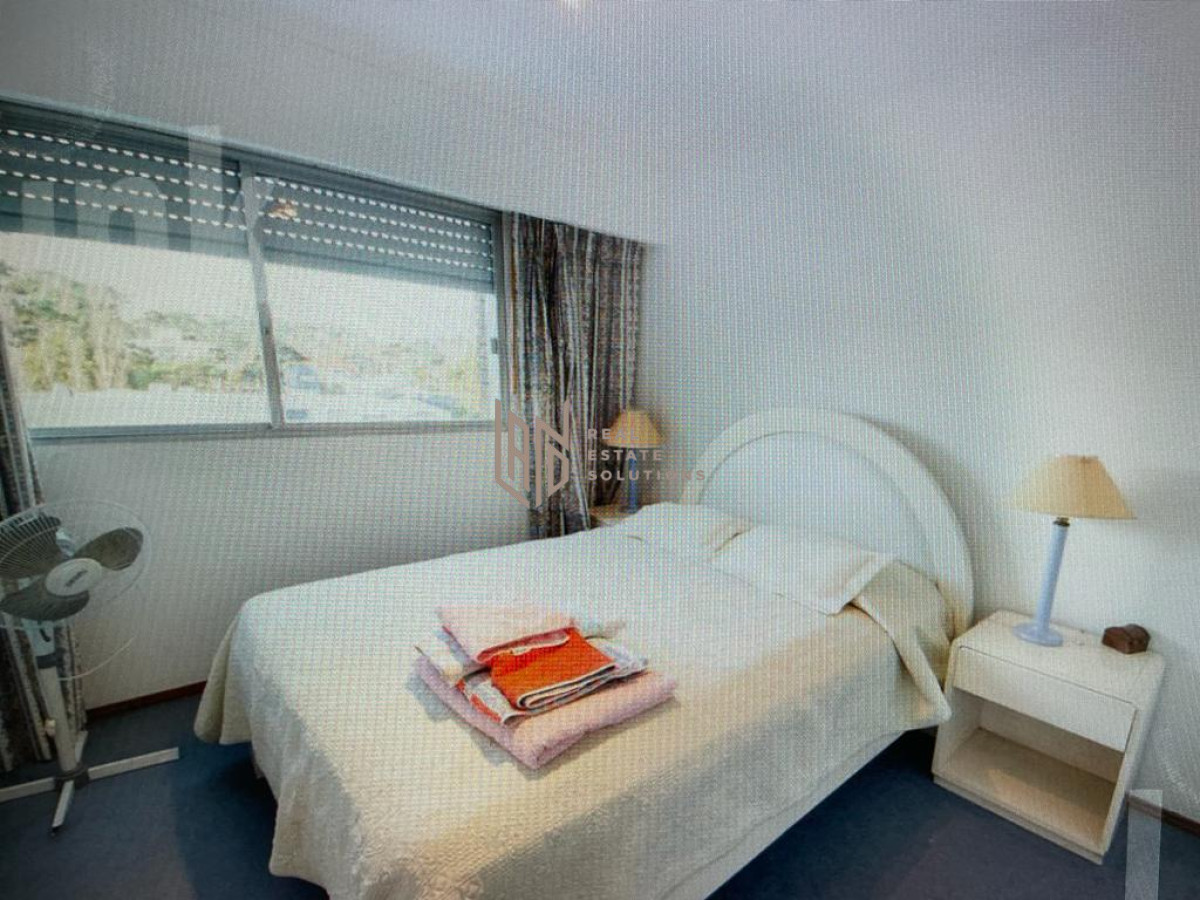 Apartamento ID.32 - SE VENDE APARTAMENTO ENFRENTE A LA PLAYA MANSA