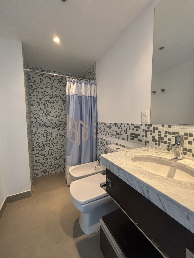 Apartamento ID.39 - SE VENDE APARTAMENTO EN PLAYA BRAVA EXELENTE VISTA PISO ALTO