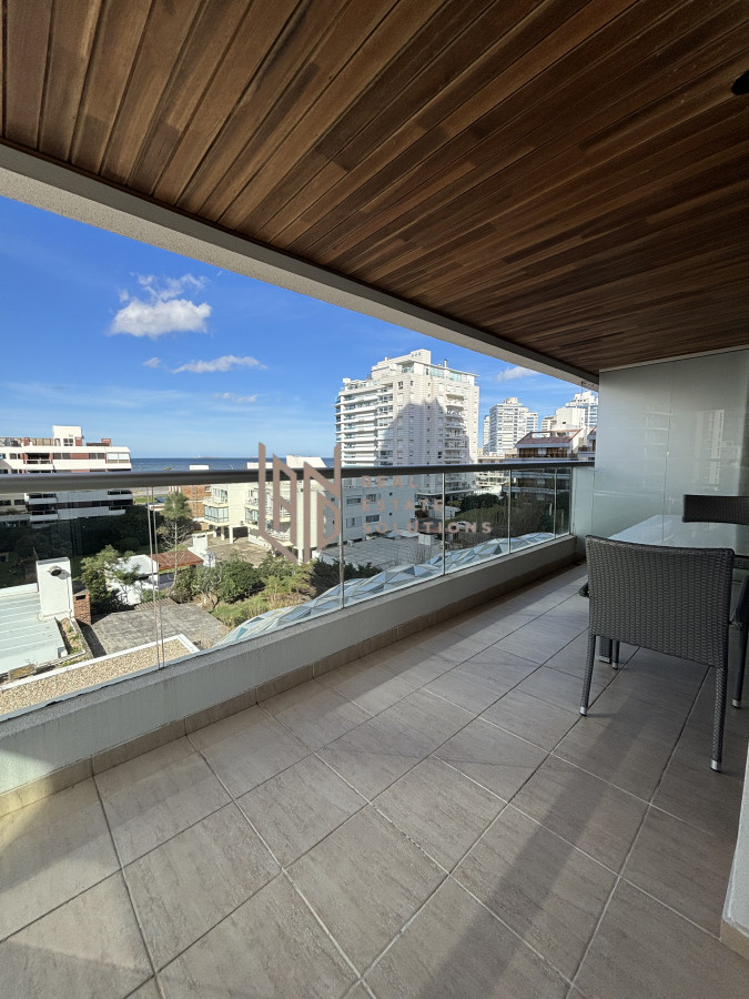 Apartamento ID.40 - SE ALQUILA APARTAMENTO EN PLAYA BRAVA 3 DORMITORIOS. 