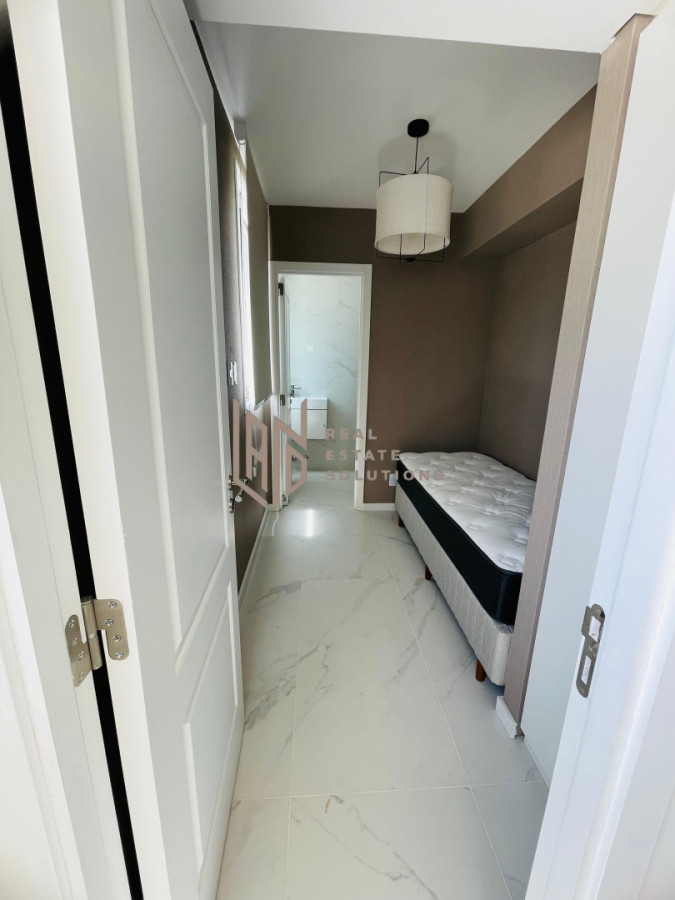 Apartamento ID.102 - Alquiler Temporario - 2 Dormitorios + Dependencia en Poseidón Laguna (178 m²) - Torre Central