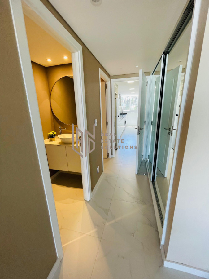 Apartamento ID.102 - Alquiler Temporario - 2 Dormitorios + Dependencia en Poseidón Laguna (178 m²) - Torre Central