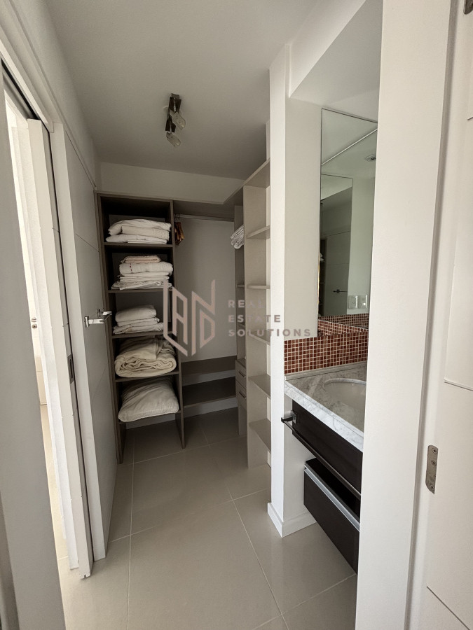 Apartamento ID.40 - SE ALQUILA APARTAMENTO EN PLAYA BRAVA 3 DORMITORIOS. 