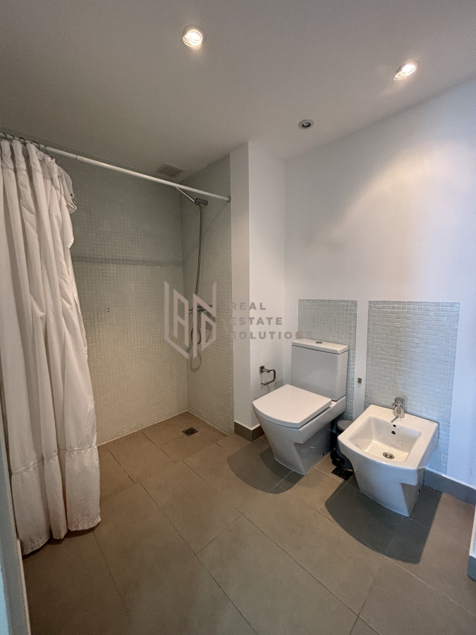 Apartamento ID.39 - SE VENDE APARTAMENTO EN PLAYA BRAVA EXELENTE VISTA PISO ALTO