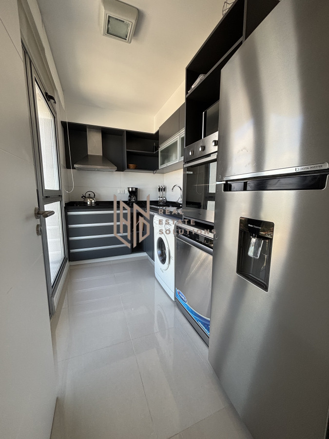 Apartamento ID.5 - Apartamento de 2 Dormitorios en Playa Brava parada 6