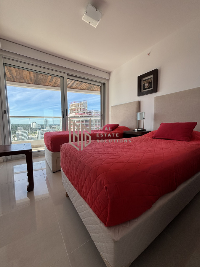 Apartamento ID.55 - ALQUILER DE TEMPORADA. 3 DORMITORIOS PLAYA BRAVA PARADA 6