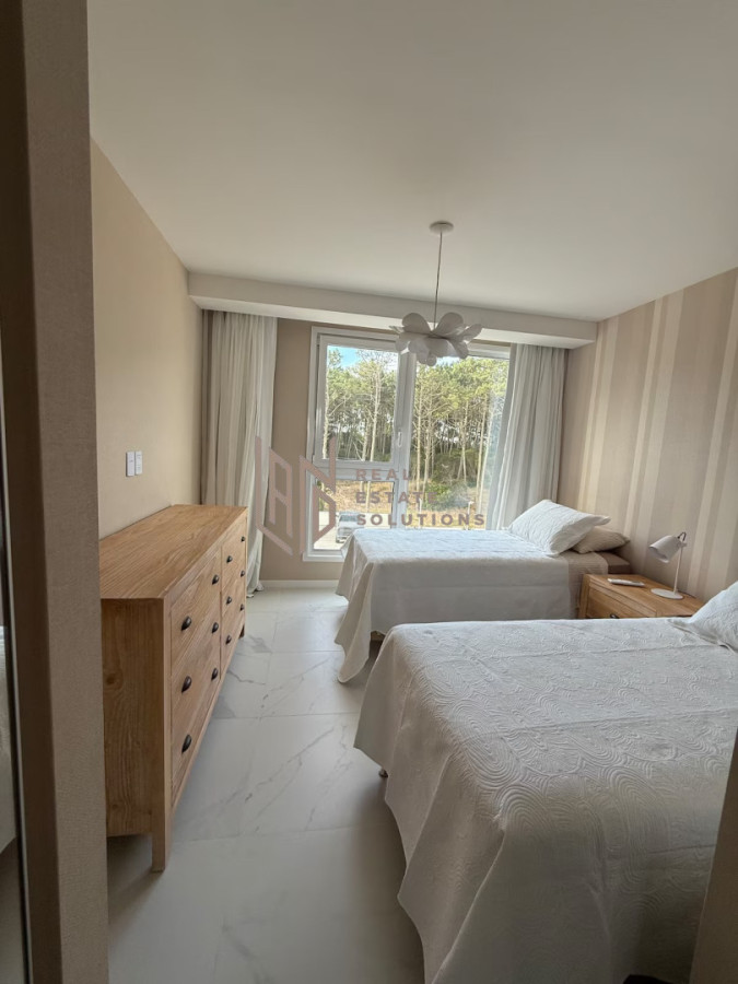 Apartamento ID.104 - Exclusivo 2 Dormitorios en Suite con Vista a la Playa Mansa