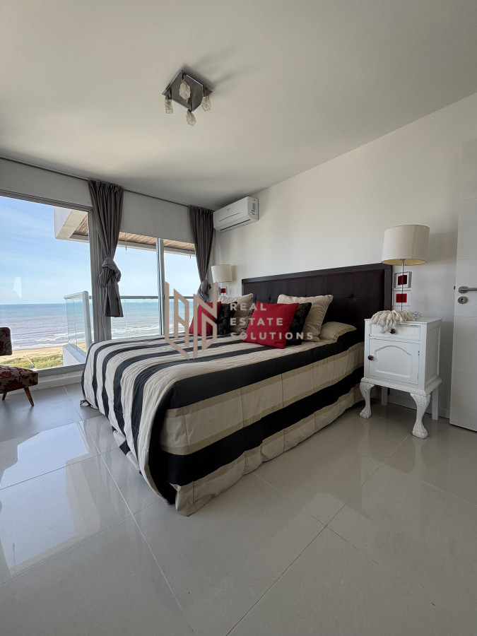 Apartamento ID.55 - ALQUILER DE TEMPORADA. 3 DORMITORIOS PLAYA BRAVA PARADA 6