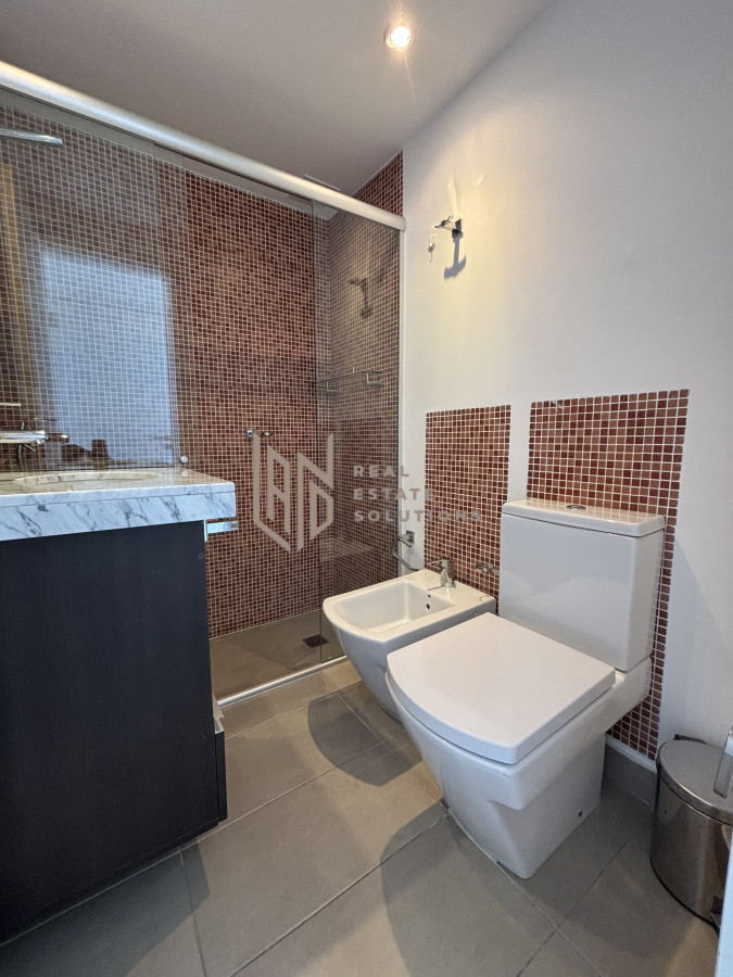 Apartamento ID.5 - Apartamento de 2 Dormitorios en Playa Brava parada 6