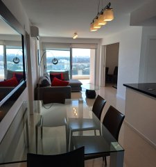 SE VENDE APARTAMENTO CON EXELENTES VISTAS