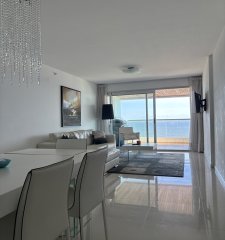SE VENDE APARTAMENTO EN PLAYA BRAVA EXELENTE VISTA PISO ALTO