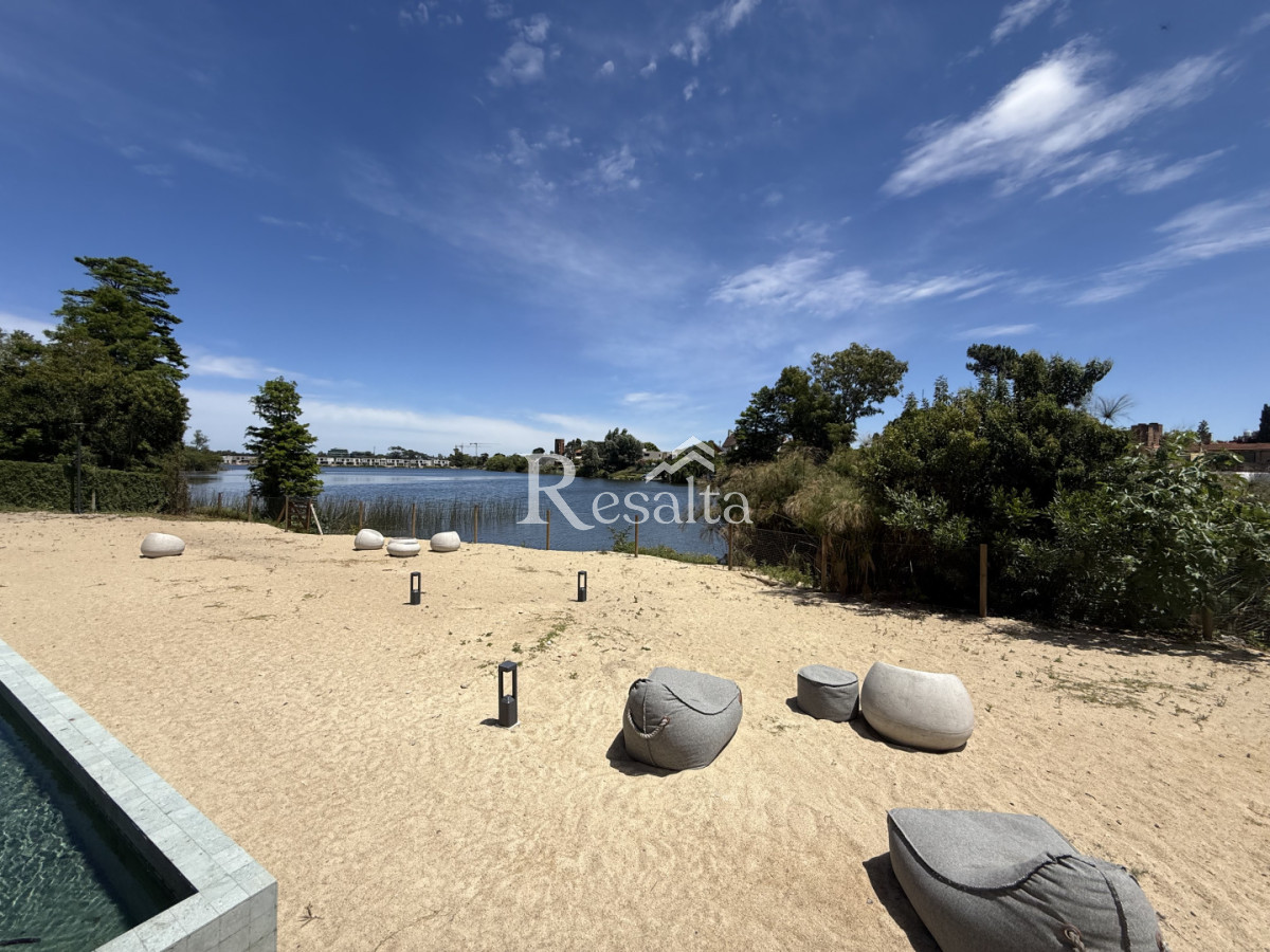 Apartamento ID.138/VENTA-MONOAMBIENTE-CON-COCHERA-PARQUE-MIRAMAR - VENTA MONOAMBIENTE CON COCHERA PARQUE MIRAMAR