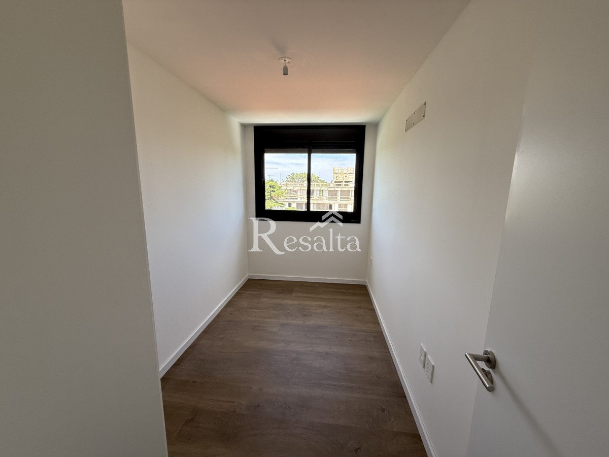 Apartamento ID.135/VENTA-3-DORMITORIOS-2-COCHERAS-PARQUE-MIRAMAR - VENTA 3 DORMITORIOS 2 COCHERAS PARQUE MIRAMAR