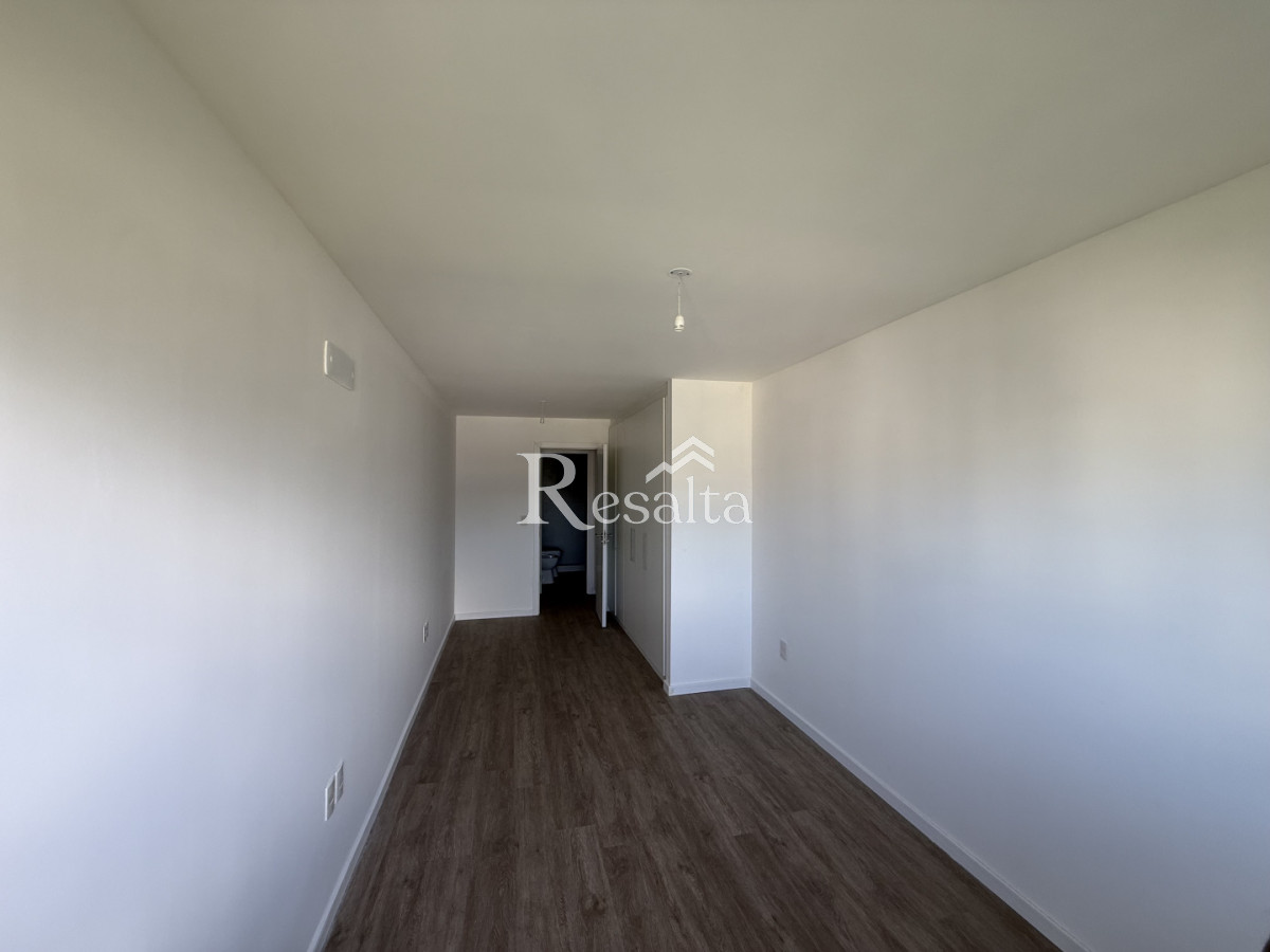 Apartamento ID.153/VENTA-CENTRO-CON-COCHERA-1-DORMITORIO-y-MEDIO - VENTA CENTRO CON COCHERA 1 DORMITORIO y MEDIO