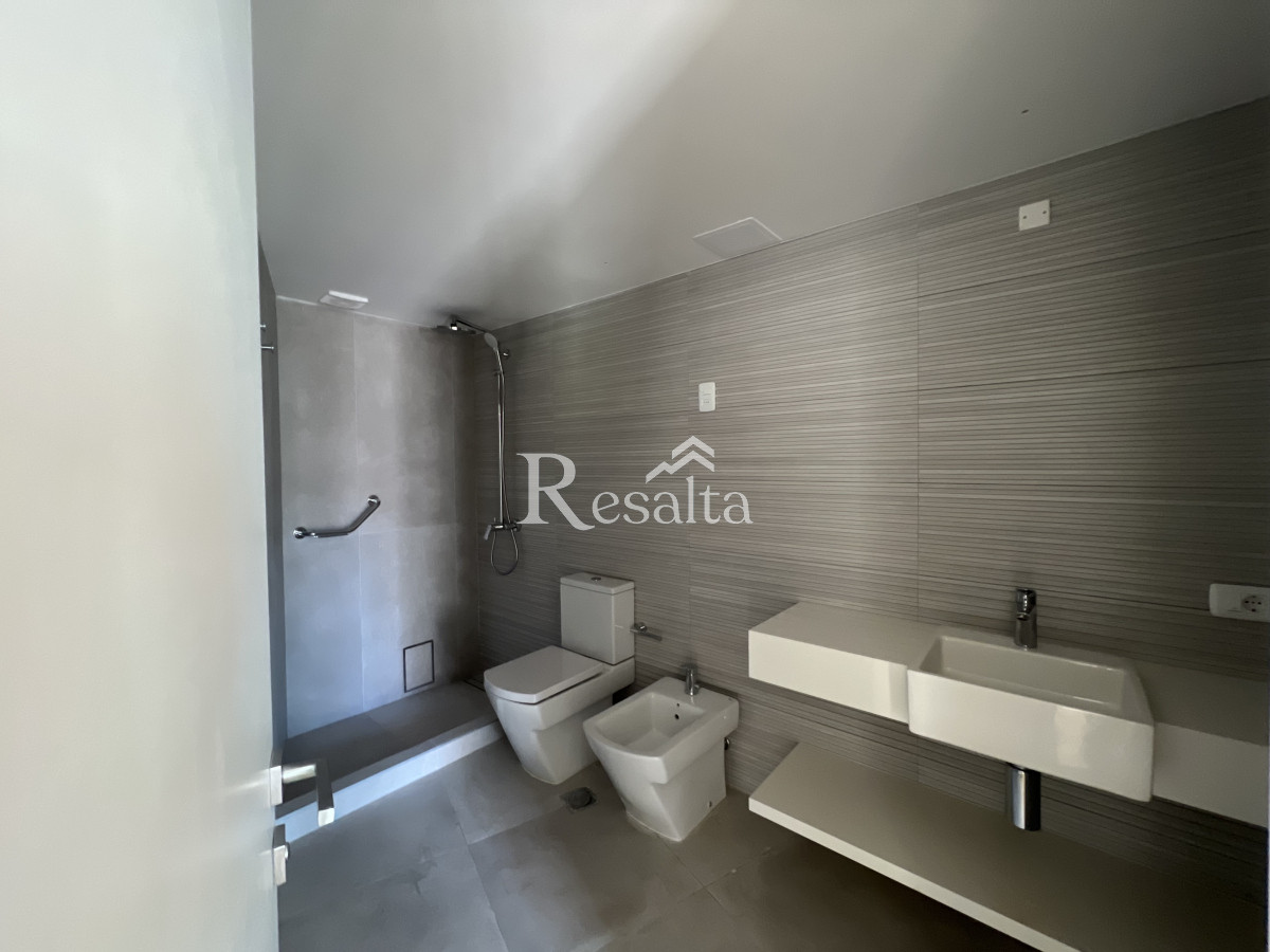 Apartamento ID.53/VENTA-APARTAMENTO-2-DORMITORIOS-PUNTA-CARRETAS-CON-COCHERA - VENTA APARTAMENTO 2 DORMITORIOS PUNTA CARRETAS CON COCHERA
