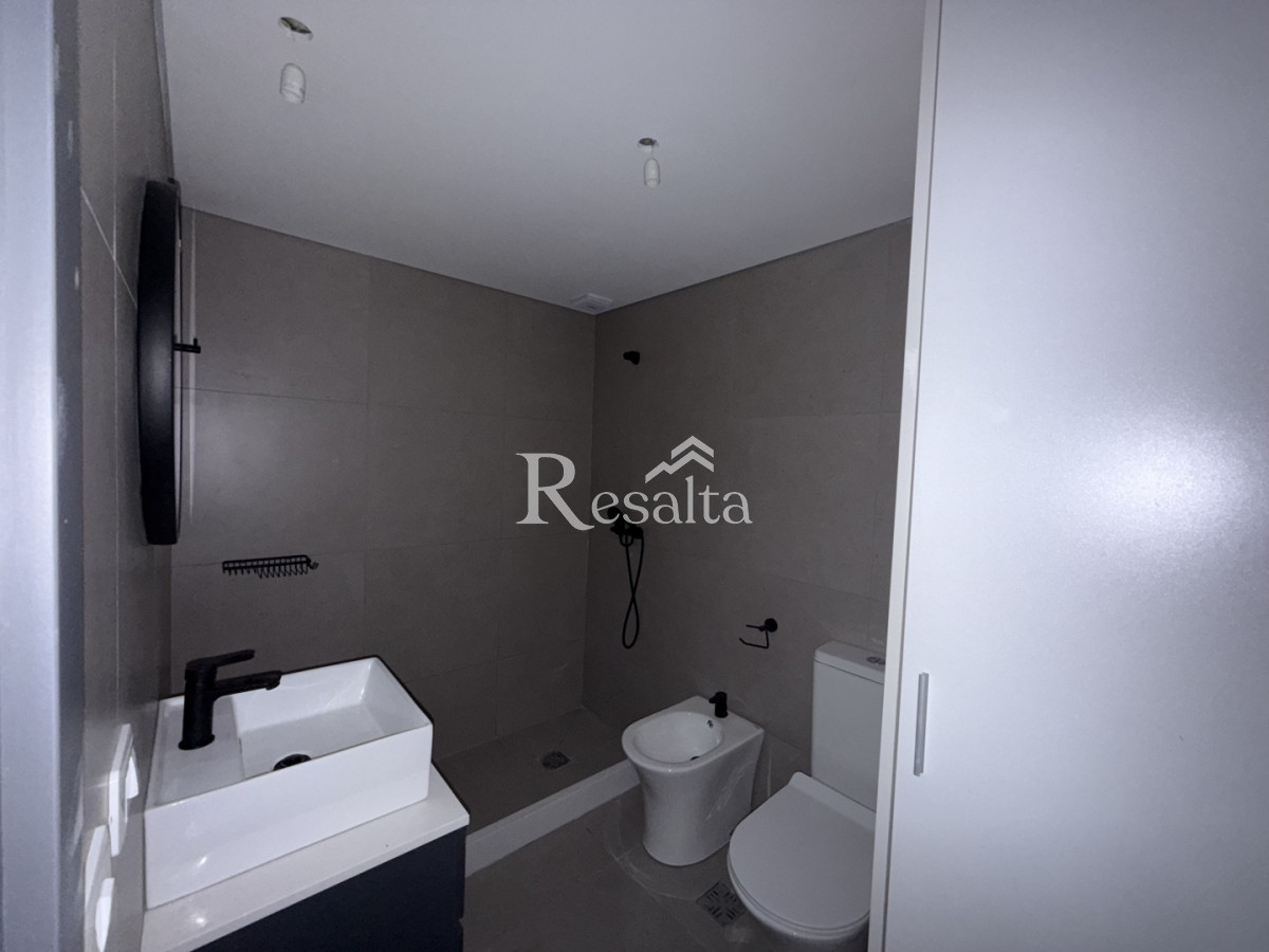 Apartamento ID.139/ALQUILER-1-DORMITORIO-CON-PATIO-Y-JARDIN-CENTRO - ALQUILER 1 DORMITORIO CON PATIO Y JARDIN CENTRO
