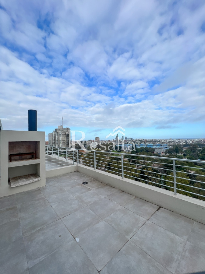 Apartamento ID.28/Venta-Penthouse-2-dormitorios-con-cochera-Parque-Batlle - Venta Penthouse 2 dormitorios con cochera Parque Batlle