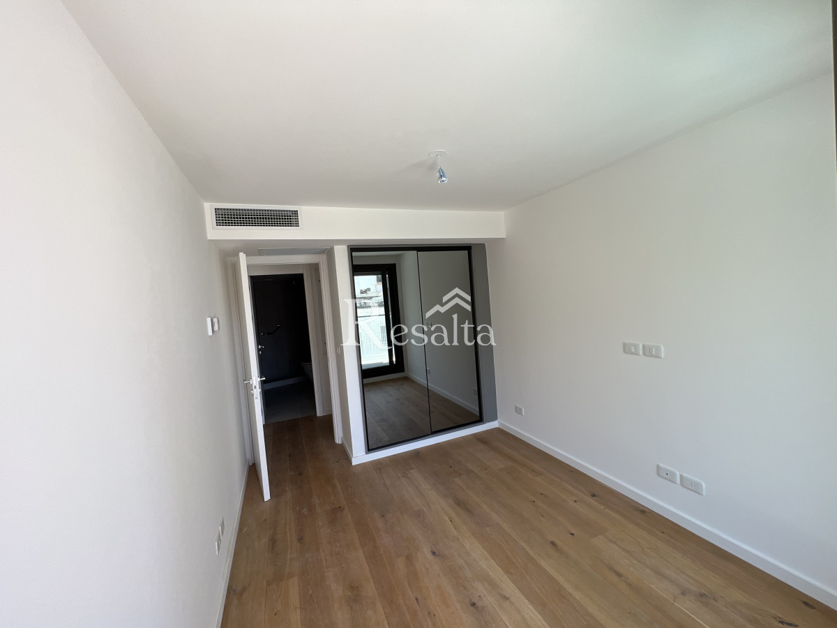 Apartamento ID.53/VENTA-APARTAMENTO-2-DORMITORIOS-PUNTA-CARRETAS-CON-COCHERA - VENTA APARTAMENTO 2 DORMITORIOS PUNTA CARRETAS CON COCHERA