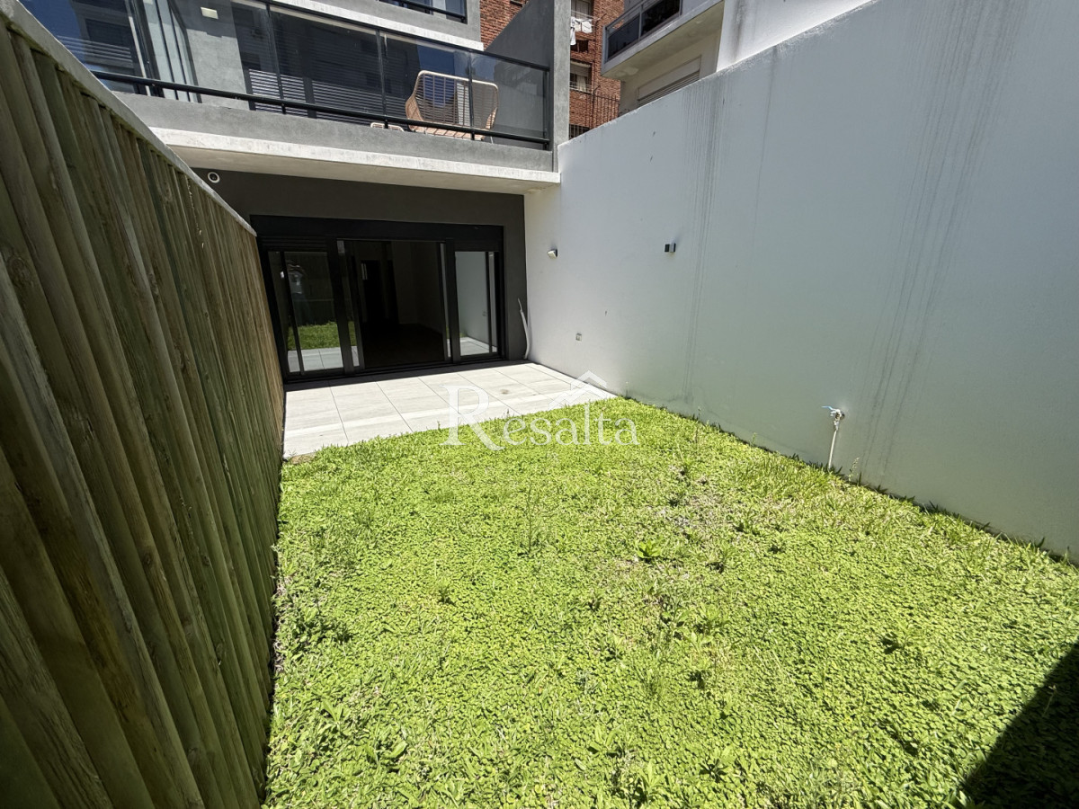 Apartamento ID.134/VENTA-MONOAMBIENTE-CON-JARDIN-PUNTA-CARRETAS - VENTA MONOAMBIENTE CON JARDIN PUNTA CARRETAS