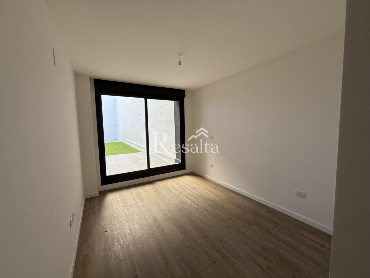 Apartamento ID.139/ALQUILER-1-DORMITORIO-CON-PATIO-Y-JARDIN-CENTRO - ALQUILER 1 DORMITORIO CON PATIO Y JARDIN CENTRO