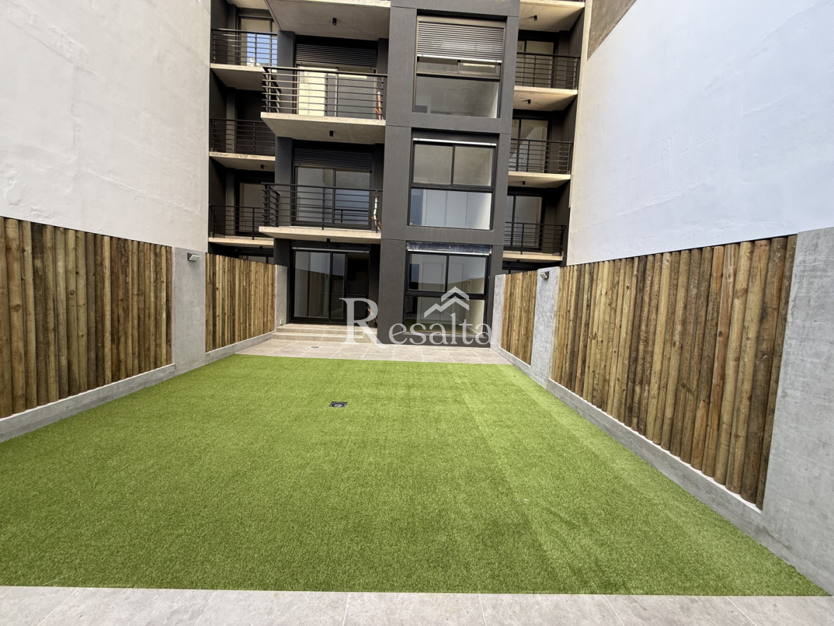 Apartamento ID.139/ALQUILER-1-DORMITORIO-CON-PATIO-Y-JARDIN-CENTRO - ALQUILER 1 DORMITORIO CON PATIO Y JARDIN CENTRO