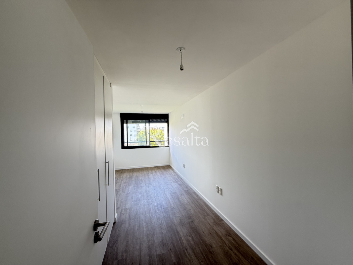 Apartamento ID.153/VENTA-CENTRO-CON-COCHERA-1-DORMITORIO-y-MEDIO - VENTA CENTRO CON COCHERA 1 DORMITORIO y MEDIO