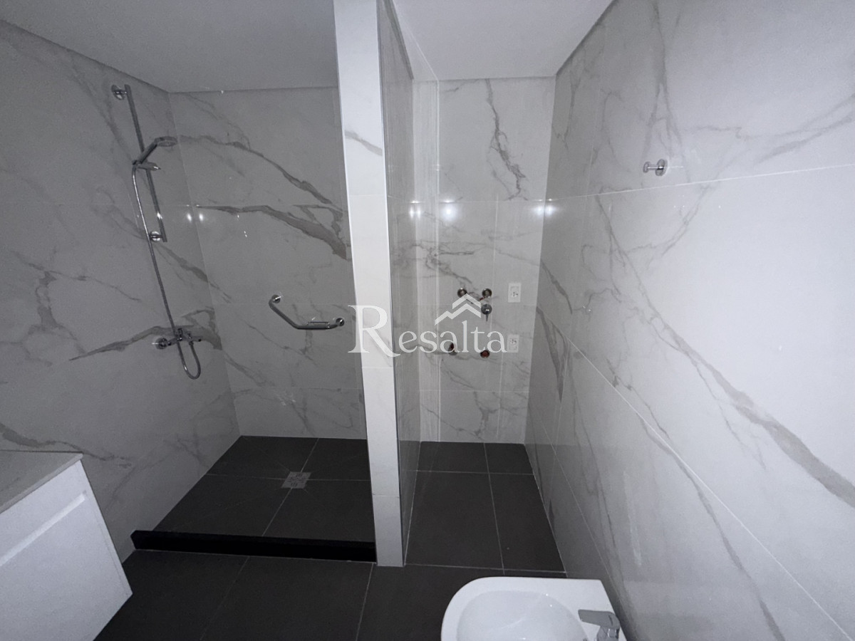 Apartamento ID.138/VENTA-MONOAMBIENTE-CON-COCHERA-PARQUE-MIRAMAR - VENTA MONOAMBIENTE CON COCHERA PARQUE MIRAMAR