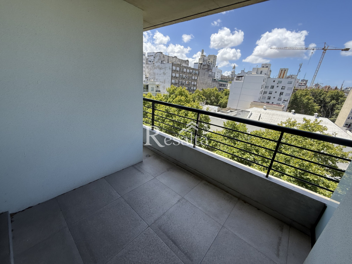 Apartamento ID.153/VENTA-CENTRO-CON-COCHERA-1-DORMITORIO-y-MEDIO - VENTA CENTRO CON COCHERA 1 DORMITORIO y MEDIO