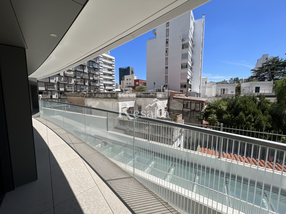 Apartamento ID.53/VENTA-APARTAMENTO-2-DORMITORIOS-PUNTA-CARRETAS-CON-COCHERA - VENTA APARTAMENTO 2 DORMITORIOS PUNTA CARRETAS CON COCHERA