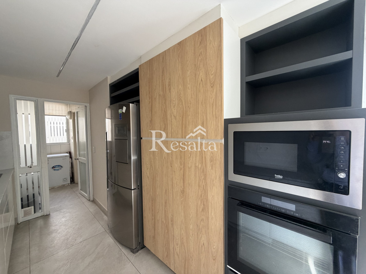 Apartamento ID.154/VENTA-APARTAMENTO-RAMBLA-3-DORMITORIOS-PRIMERA-LINEA - VENTA APARTAMENTO RAMBLA 3 DORMITORIOS PRIMERA LINEA