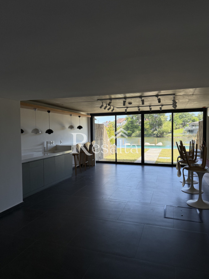 Apartamento ID.138/VENTA-MONOAMBIENTE-CON-COCHERA-PARQUE-MIRAMAR - VENTA MONOAMBIENTE CON COCHERA PARQUE MIRAMAR