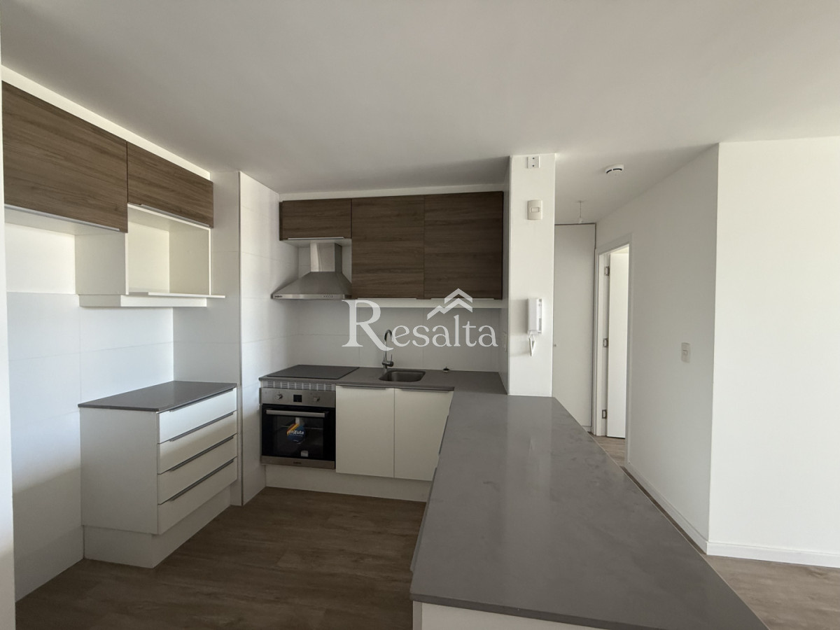 Apartamento ID.153/VENTA-CENTRO-CON-COCHERA-1-DORMITORIO-y-MEDIO - VENTA CENTRO CON COCHERA 1 DORMITORIO y MEDIO