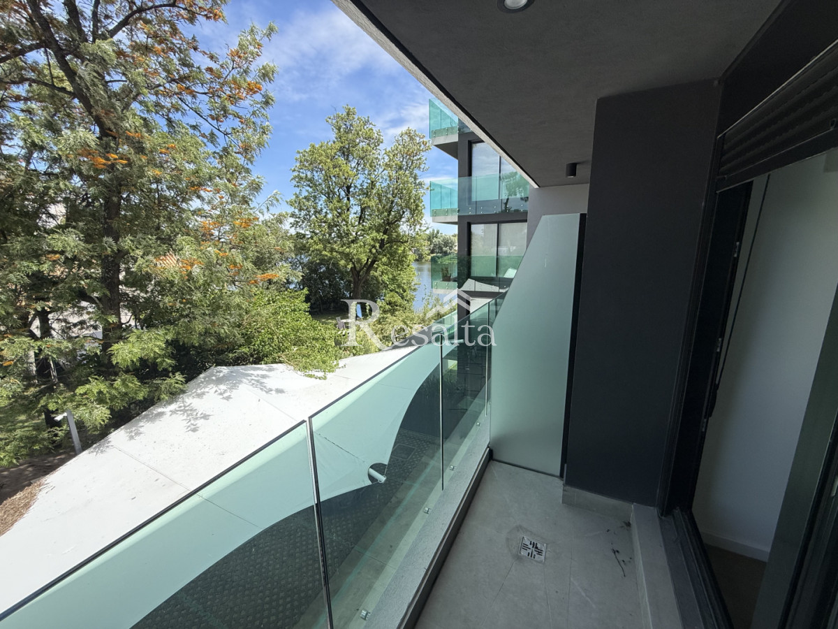 Apartamento ID.138/VENTA-MONOAMBIENTE-CON-COCHERA-PARQUE-MIRAMAR - VENTA MONOAMBIENTE CON COCHERA PARQUE MIRAMAR