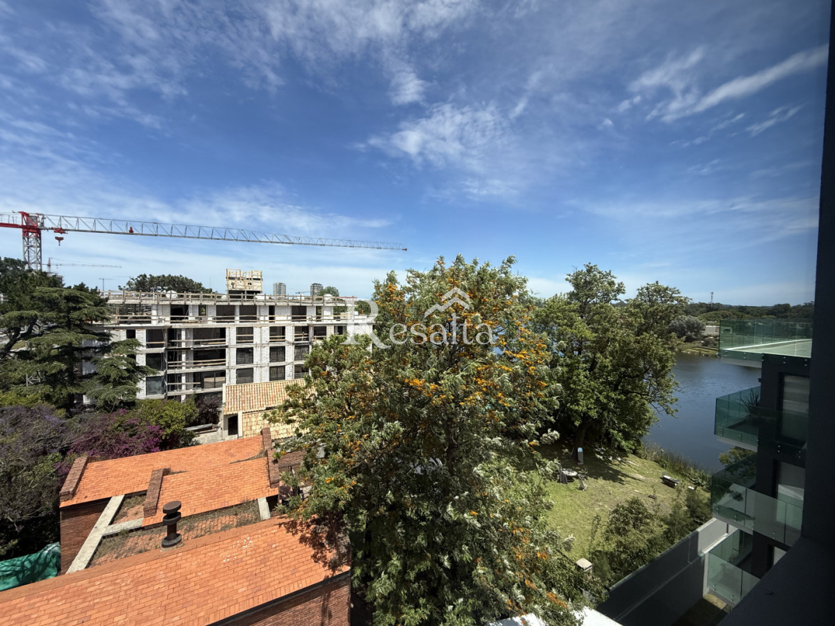 Apartamento ID.135/VENTA-3-DORMITORIOS-2-COCHERAS-PARQUE-MIRAMAR - VENTA 3 DORMITORIOS 2 COCHERAS PARQUE MIRAMAR