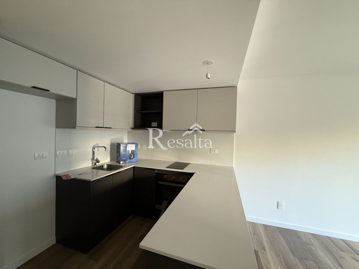 Apartamento ID.94 - ALQUILER APARTAMENTO 1 DORMITORIO POCITOS CON COCHERA