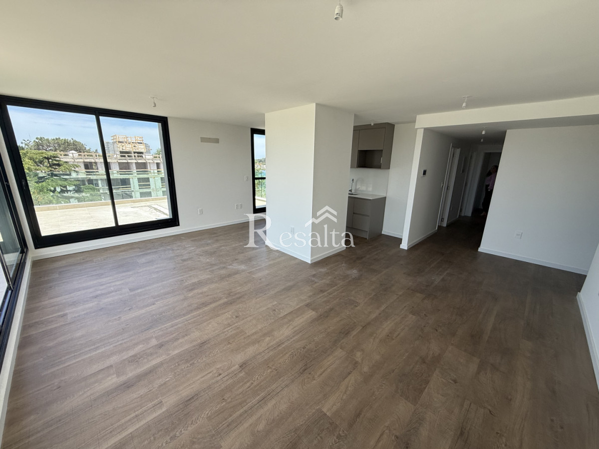 Apartamento ID.135/VENTA-3-DORMITORIOS-2-COCHERAS-PARQUE-MIRAMAR - VENTA 3 DORMITORIOS 2 COCHERAS PARQUE MIRAMAR