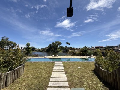 Apartamento ID.138/VENTA-MONOAMBIENTE-CON-COCHERA-PARQUE-MIRAMAR - VENTA MONOAMBIENTE CON COCHERA PARQUE MIRAMAR