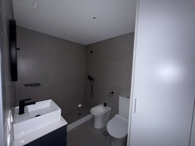 Apartamento ID.139/ALQUILER-1-DORMITORIO-CON-PATIO-Y-JARDIN-CENTRO - ALQUILER 1 DORMITORIO CON PATIO Y JARDIN CENTRO