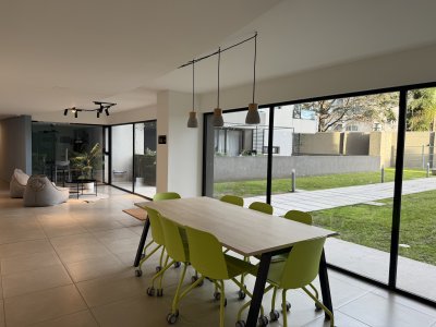 Apartamento ID.123 - ALQUILER 2 DORMITORIOS TRES CRUCES CON COCHERA A ESTRENAR