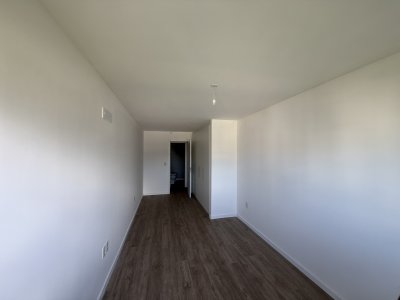 Apartamento ID.153/VENTA-CENTRO-CON-COCHERA-1-DORMITORIO-y-MEDIO - VENTA CENTRO CON COCHERA 1 DORMITORIO y MEDIO