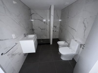 Apartamento ID.135/VENTA-3-DORMITORIOS-2-COCHERAS-PARQUE-MIRAMAR - VENTA 3 DORMITORIOS 2 COCHERAS PARQUE MIRAMAR